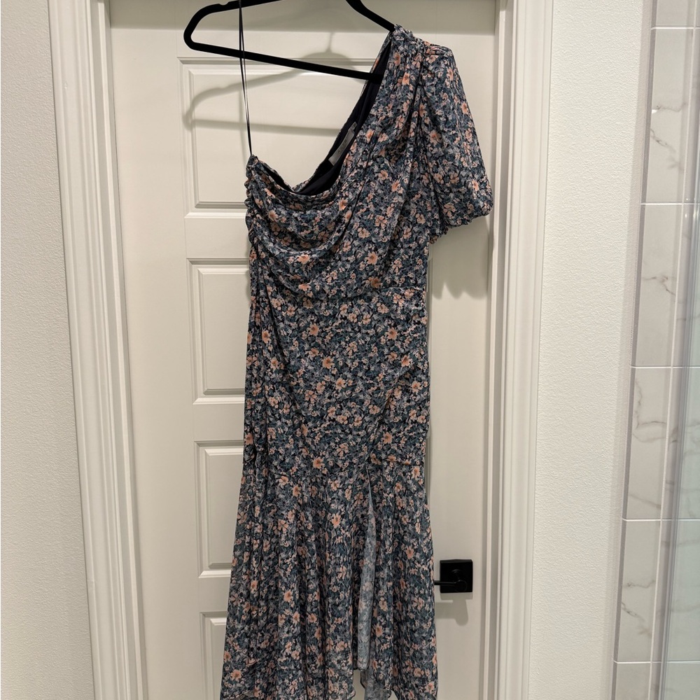 Astr One-Shoulder Floral Midi Dress in Navy and Peach